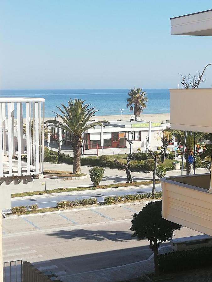 Marconi House Apartment Alba Adriatica Luaran gambar